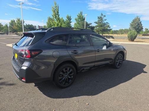 Magnetite Gray Metallic 2024 Subaru Outback Onyx Edition XT
