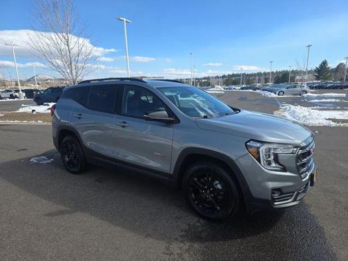 2024 GMC Terrain AWD AT4