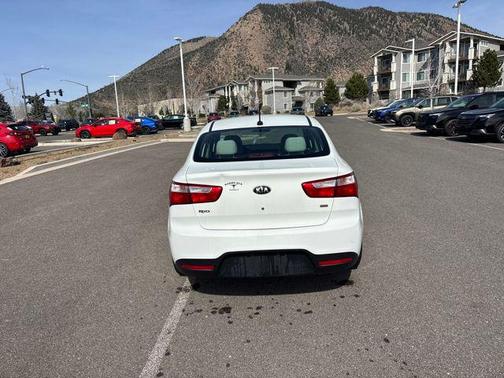 2013 Kia Rio LX