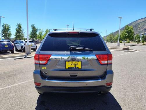 Mineral Gray Metallic Clearcoat 2012 Jeep Grand Cherokee Overland