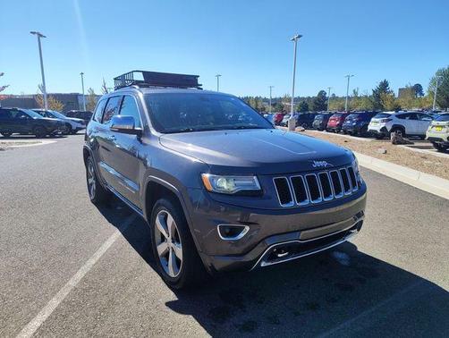 Granite Crystal Metallic Clearcoat 2015 Jeep Grand Cherokee Overland