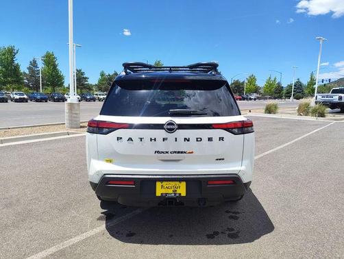 Pearl White Tricoat/Super Black 2024 Nissan Pathfinder Rock Creek 4WD