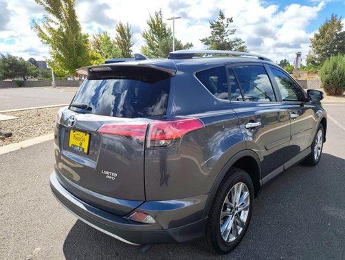 Magnetic Gray Metallic 2018 Toyota RAV4 Limited