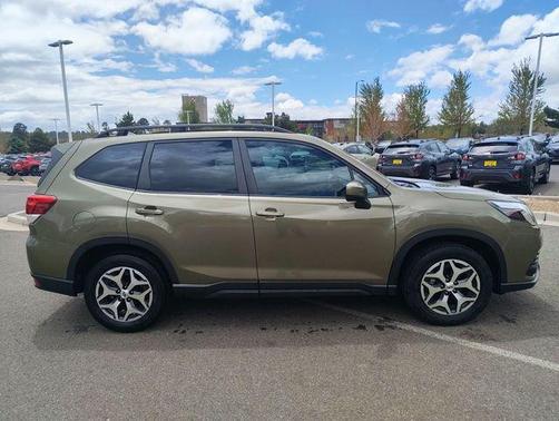 Autumn Green Metallic 2023 Subaru Forester Premium