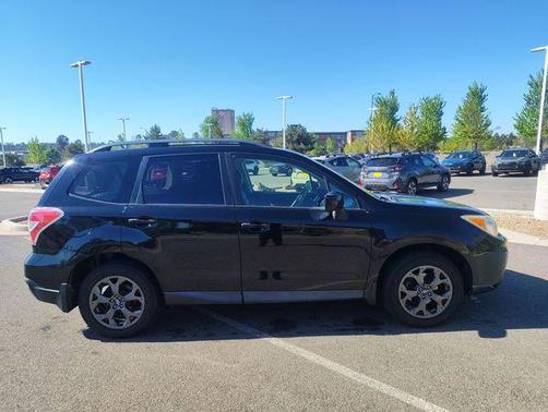 Crystal Black Silica 2014 Subaru Forester 2.5i Premium