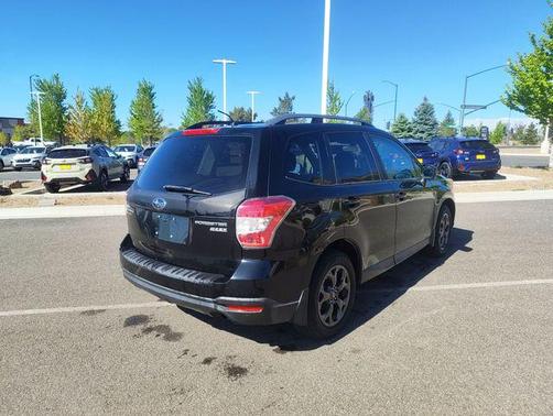 Crystal Black Silica 2014 Subaru Forester 2.5i Premium