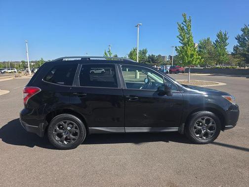 Crystal Black Silica 2014 Subaru Forester 2.5i Premium