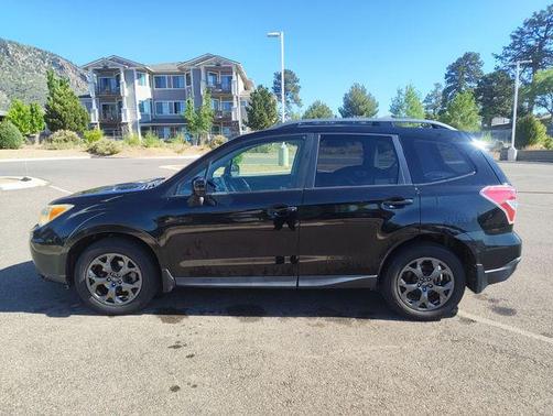 Crystal Black Silica 2014 Subaru Forester 2.5i Premium