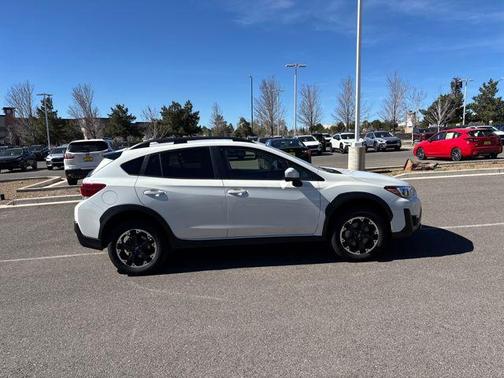 Crystal White Pearl 2023 Subaru Crosstrek Premium