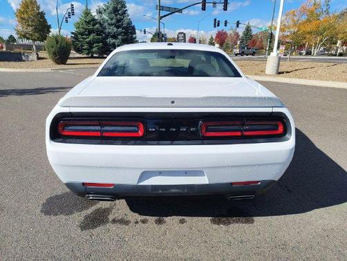 White Knuckle Clearcoat 2021 Dodge Challenger SXT