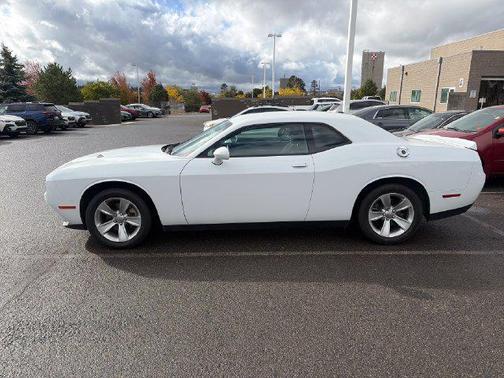 White Knuckle Clearcoat 2021 Dodge Challenger SXT