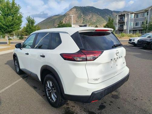 Glacier White 2024 Nissan Rogue S
