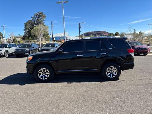 Black 2013 Toyota 4Runner SR5