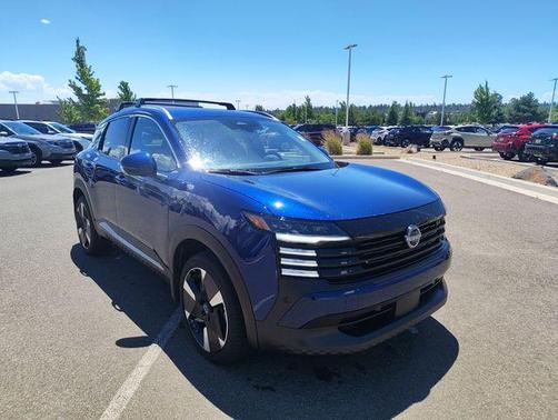 Deep Blue Pearl 2025 Nissan Kicks SR
