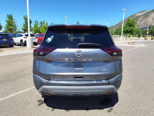 Gun Metallic 2022 Nissan Rogue SV