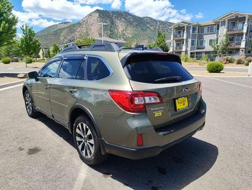 Wilderness Green Metallic 2016 Subaru Outback 3.6R Limited