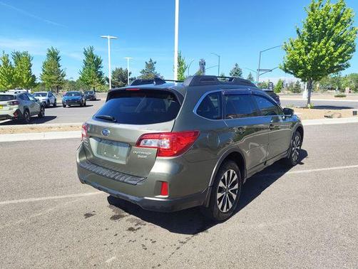 Wilderness Green Metallic 2016 Subaru Outback 3.6R Limited