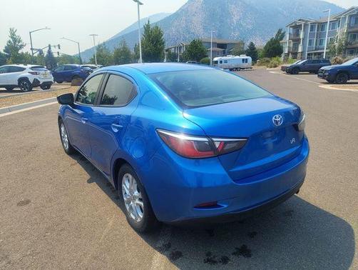 Sapphire 2017 Toyota Yaris iA Base