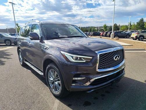 Anthracite Gray 2024 INFINITI QX80 Luxe