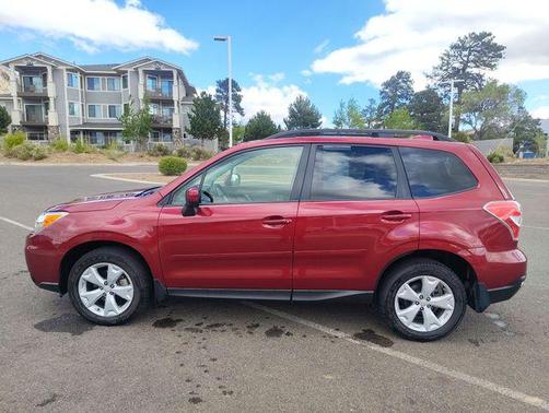 Venetian Red Pearl 2016 Subaru Forester 2.5i Premium