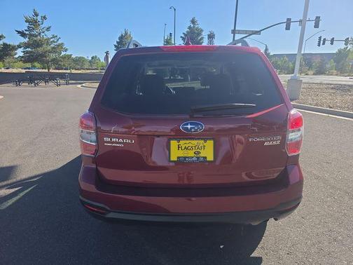 Venetian Red Pearl 2016 Subaru Forester 2.5i Premium