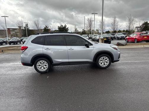 Ice Silver Metallic 2019 Subaru Forester Base