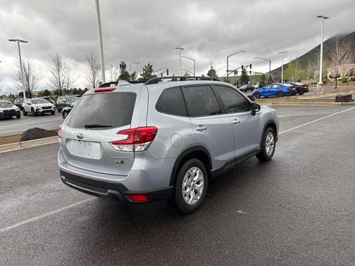 Ice Silver Metallic 2019 Subaru Forester Base