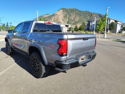 Sterling Gray Metallic 2023 Chevrolet Colorado Trail Boss