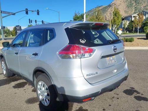 Brilliant Silver 2016 Nissan Rogue S