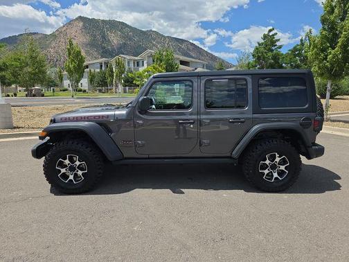 Granite Crystal Metallic Clearcoat 2021 Jeep Wrangler Unlimited Rubicon