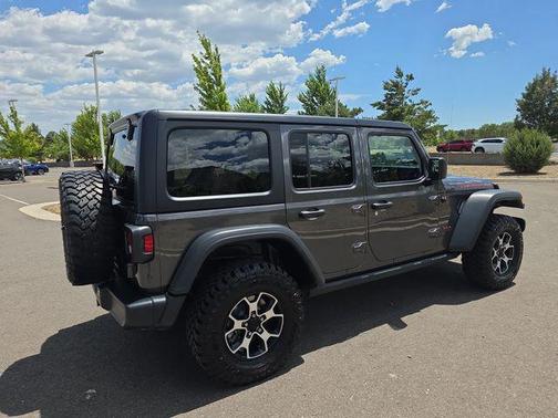 Granite Crystal Metallic Clearcoat 2021 Jeep Wrangler Unlimited Rubicon