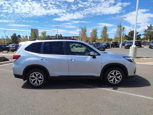 Ice Silver Metallic 2020 Subaru Forester Premium