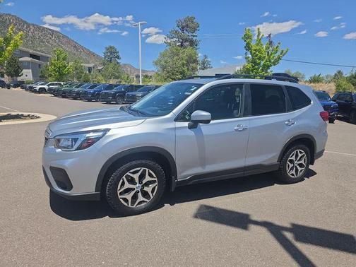 Ice Silver Metallic 2020 Subaru Forester Premium
