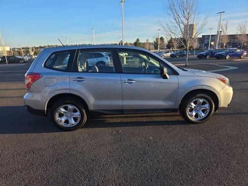 2015 Subaru Forester 2.5i