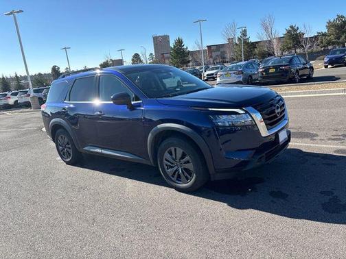 2022 Nissan Pathfinder SV 4WD