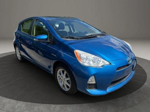 Blue Streak Metallic 2014 Toyota Prius c Three