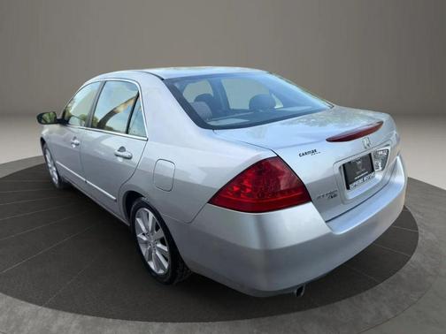 Alabaster Silver Metallic 2006 Honda Accord 3.0 LX