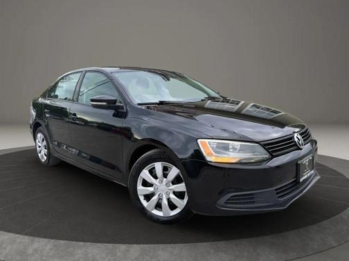 Black 2012 Volkswagen Jetta SE