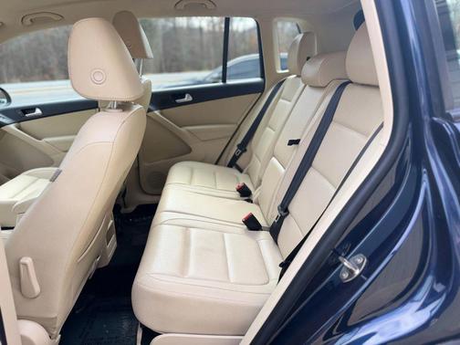 2016 Volkswagen Tiguan S