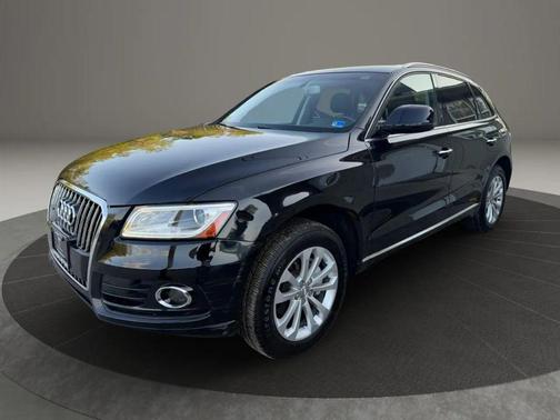 Black 2016 Audi Q5 2.0T Premium