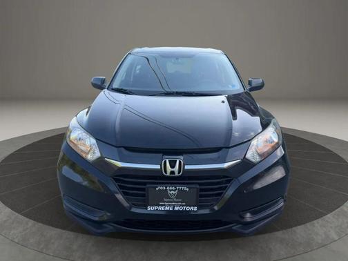 Crystal Black Pearl 2016 Honda HR-V LX