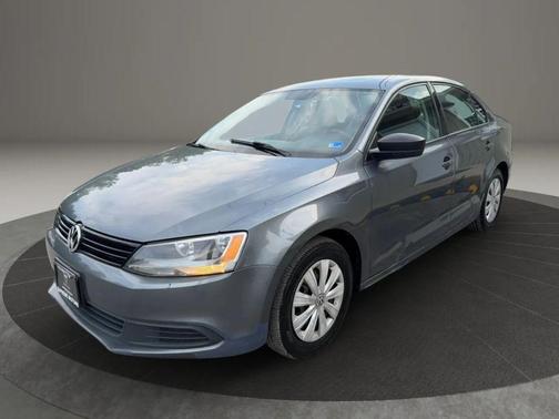 Platinum Gray Metallic 2013 Volkswagen Jetta S