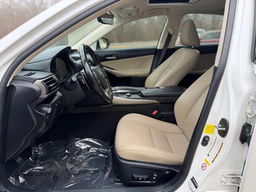 2017 Lexus IS 300 Base