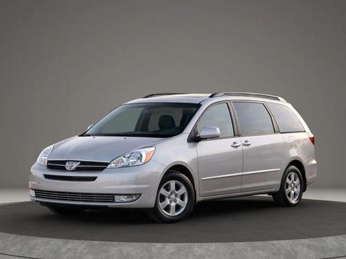 2004 Toyota Sienna XLE