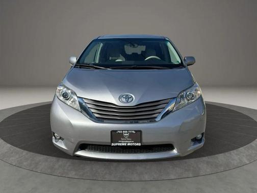 2013 Toyota Sienna XLE