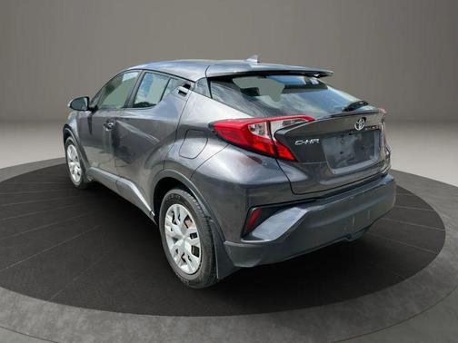 2021 Toyota C-HR LE