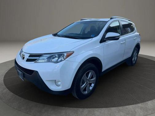 Super White 2015 Toyota RAV4 XLE