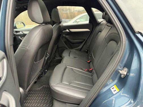 2018 Audi Q3 2.0T Sport Premium