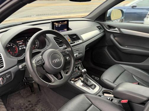 2018 Audi Q3 2.0T Sport Premium