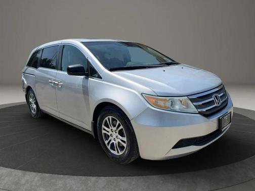 Alabaster Silver Metallic 2011 Honda Odyssey EX-L